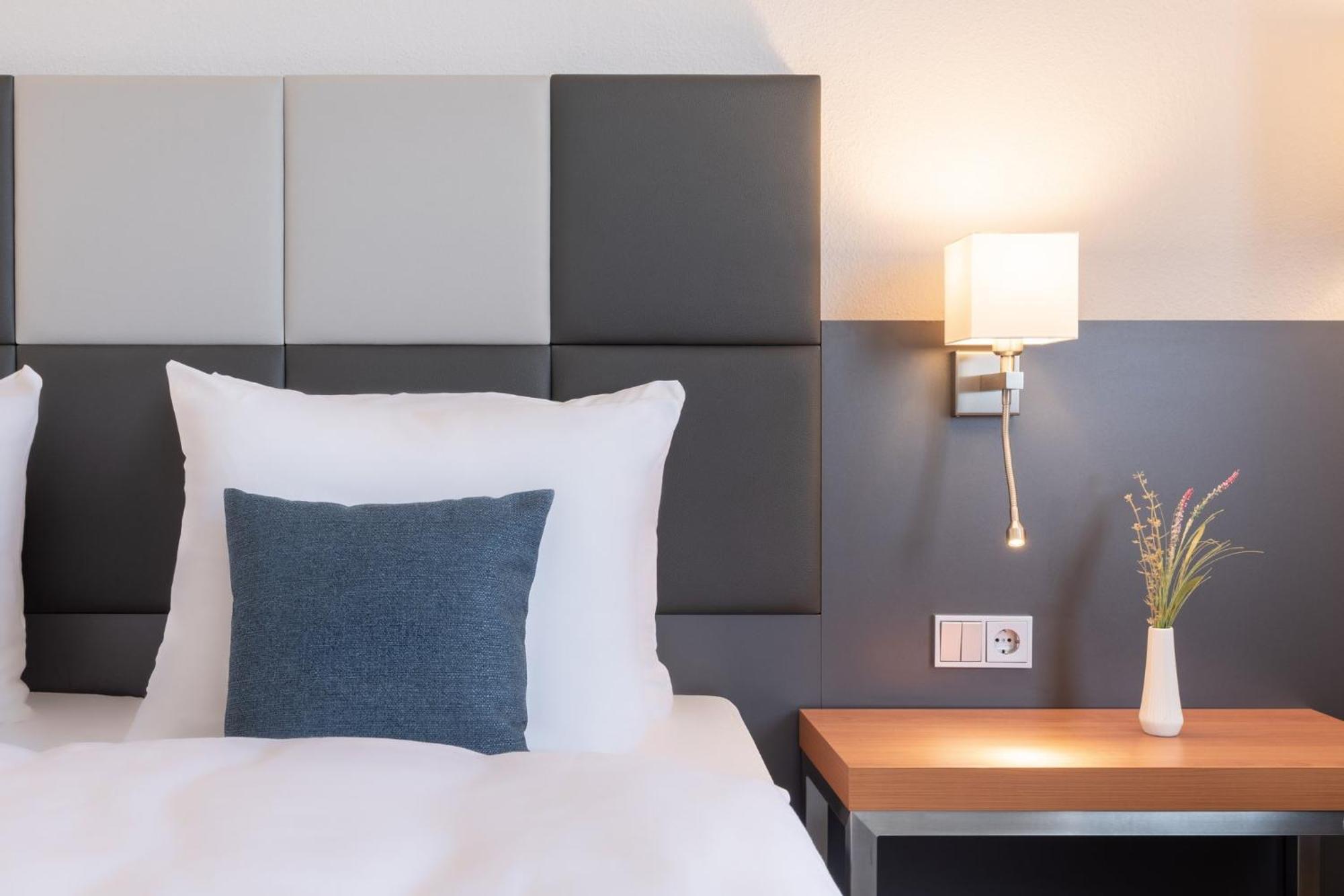Garner Hotel Ruesselsheim By Ihg Exterior photo