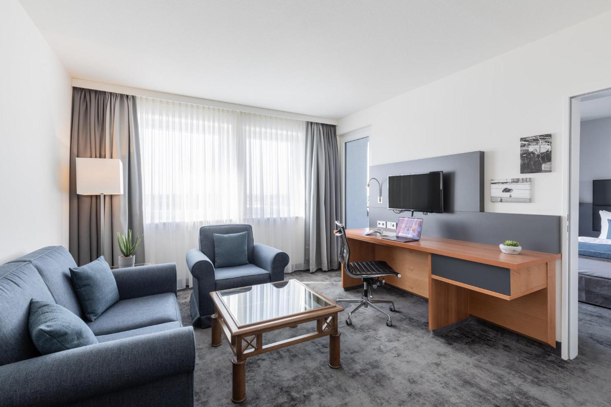 Garner Hotel Ruesselsheim By Ihg Exterior photo
